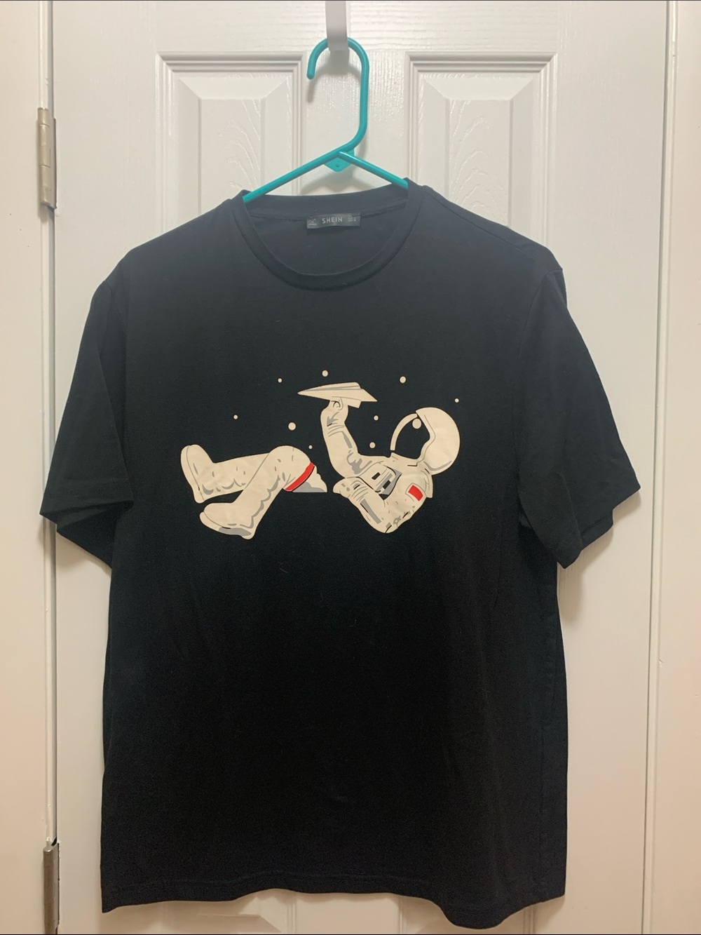 Men’s Black Astronaut Graphic Tee